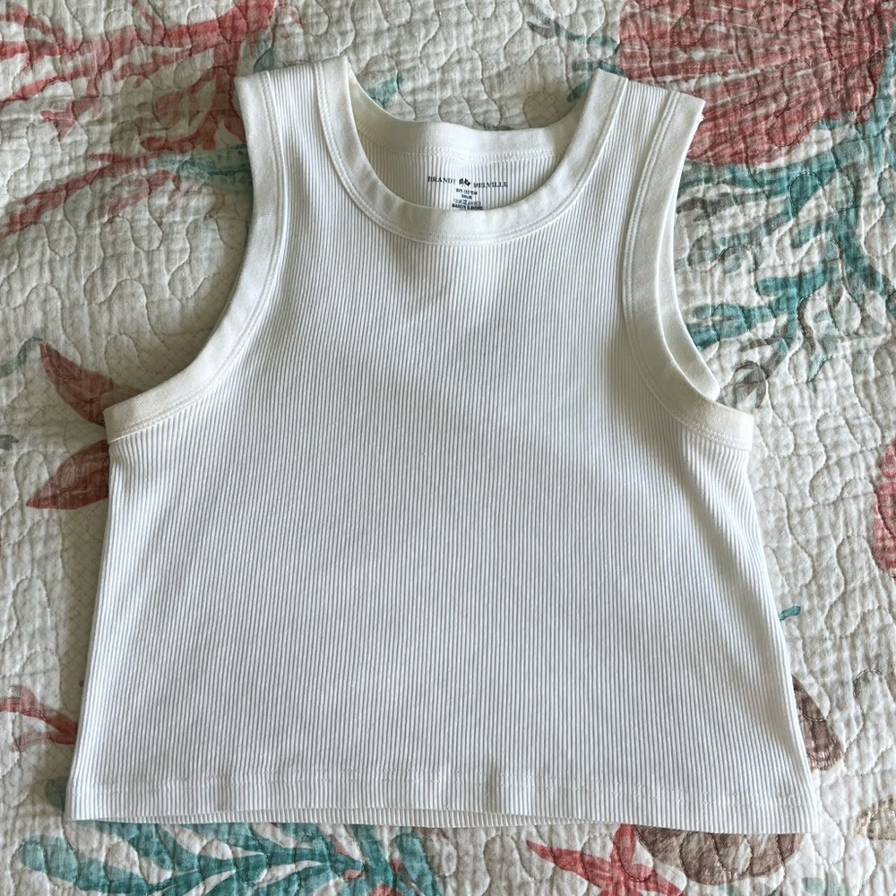 Never worn brandy Melville muscle tank top 🌊🥥